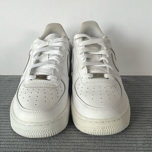 Nike Air Force 1 LE GS White Athletic Shoes Lady shoes
